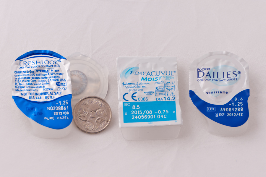 Dailies on the right side, next to other sealed disposable lenses
